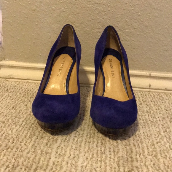 Gianni Bini blue stilettos - Picture 1 of 5